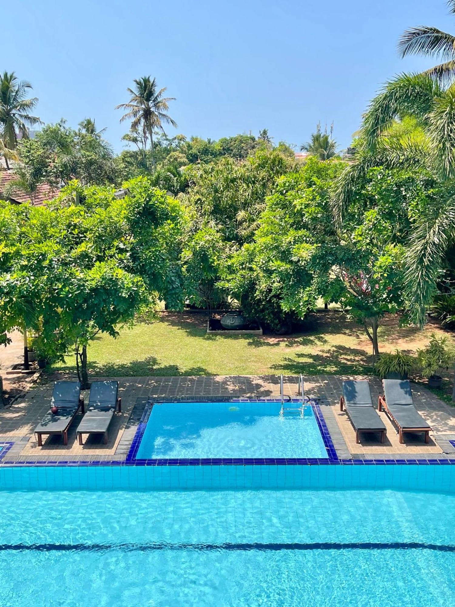 Olanro Hotel Negombo Exteriér fotografie